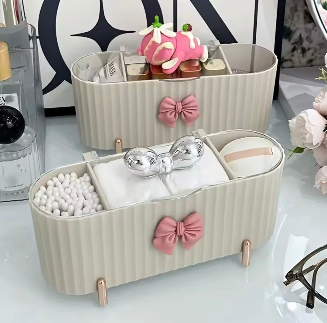 Cute Bow Knot 3 Grid Makeup Organizer, Vanity Mini Cosmetic Organizer, Storage Box For Swabs And Cotton Pad With Lid Cute Bow Knot 3 Grid Makeup Organizer, Vanity Mini Cosmetic Organizer, Storage Box For Swabs And Cotton Pad With Lid